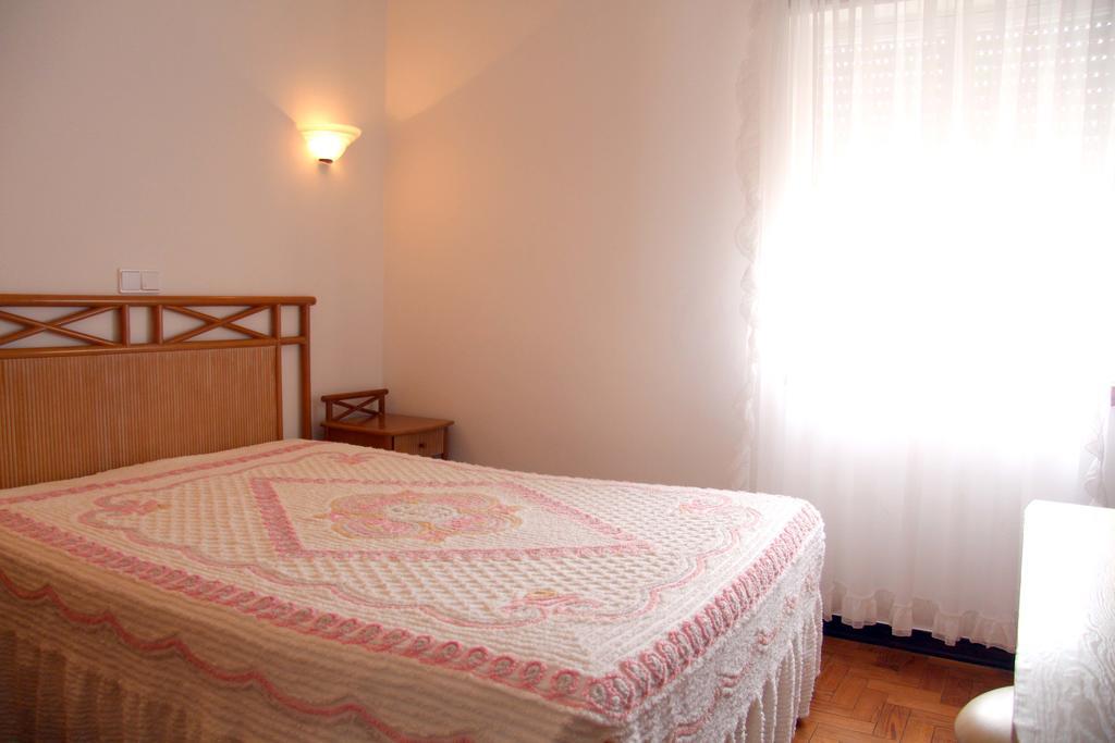 Residencial Miramar Otel Quarteira Oda fotoğraf